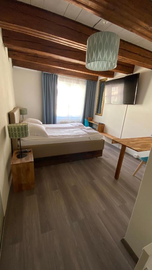 Aux Chambres Du Banneret